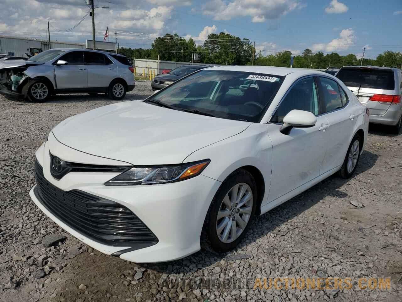 4T1B11HK3KU775997 TOYOTA CAMRY 2019