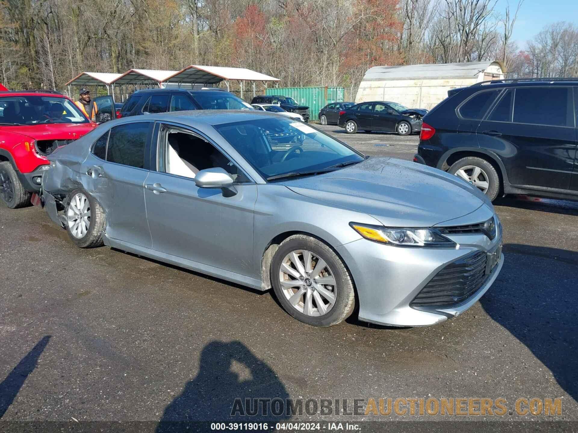 4T1B11HK3KU785915 TOYOTA CAMRY 2019