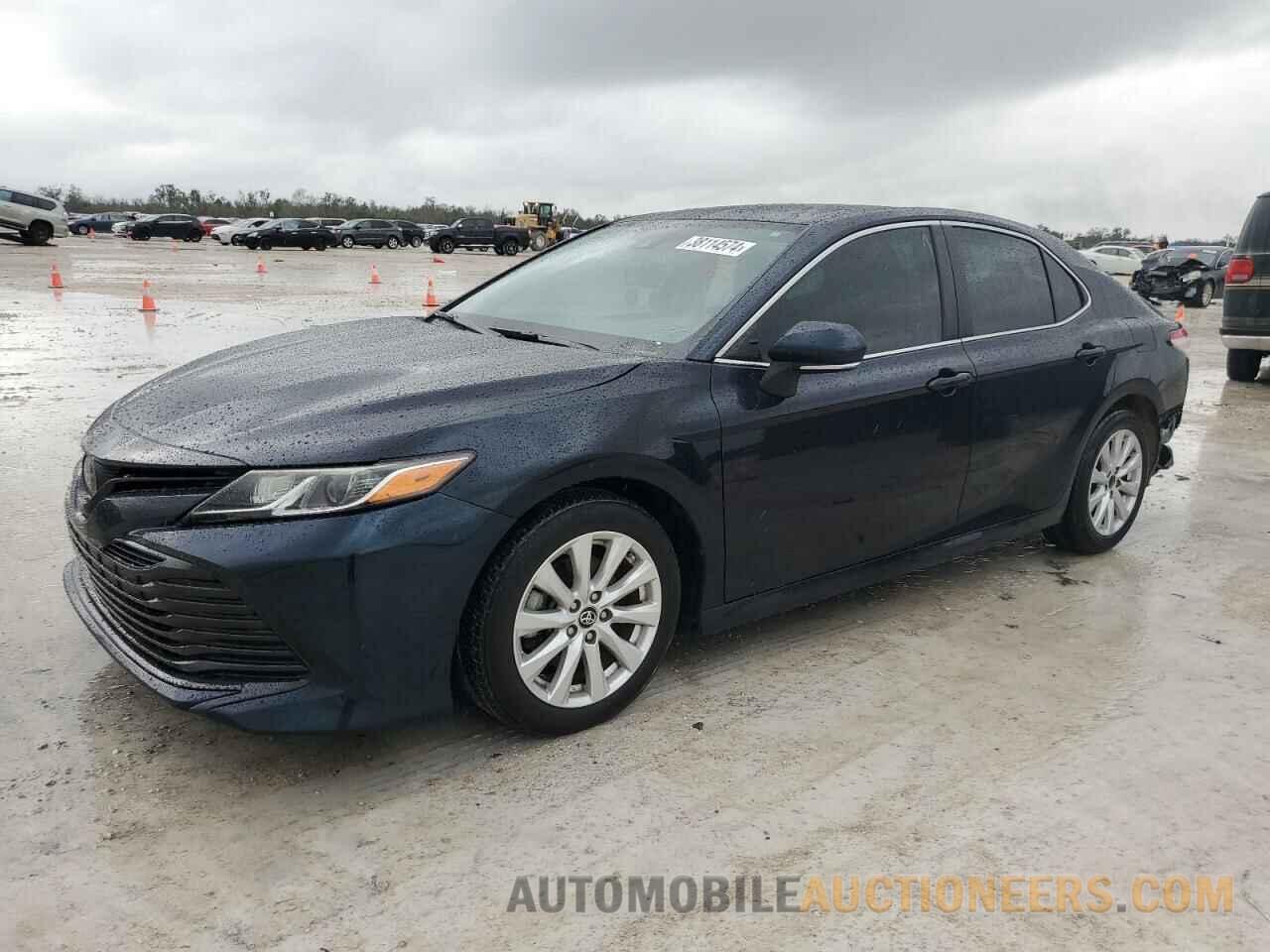 4T1B11HK3KU792816 TOYOTA CAMRY 2019