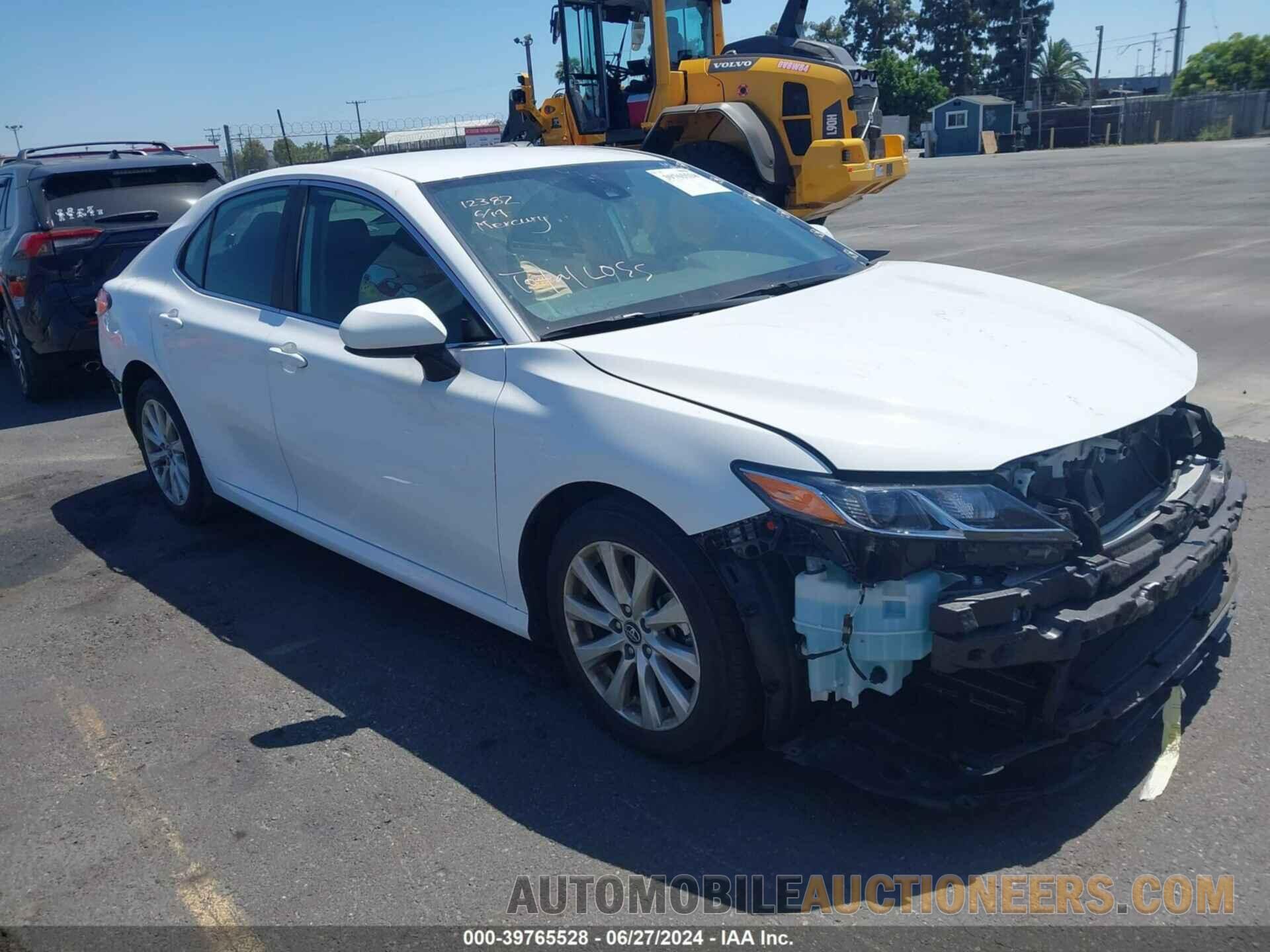 4T1B11HK3KU799328 TOYOTA CAMRY 2019