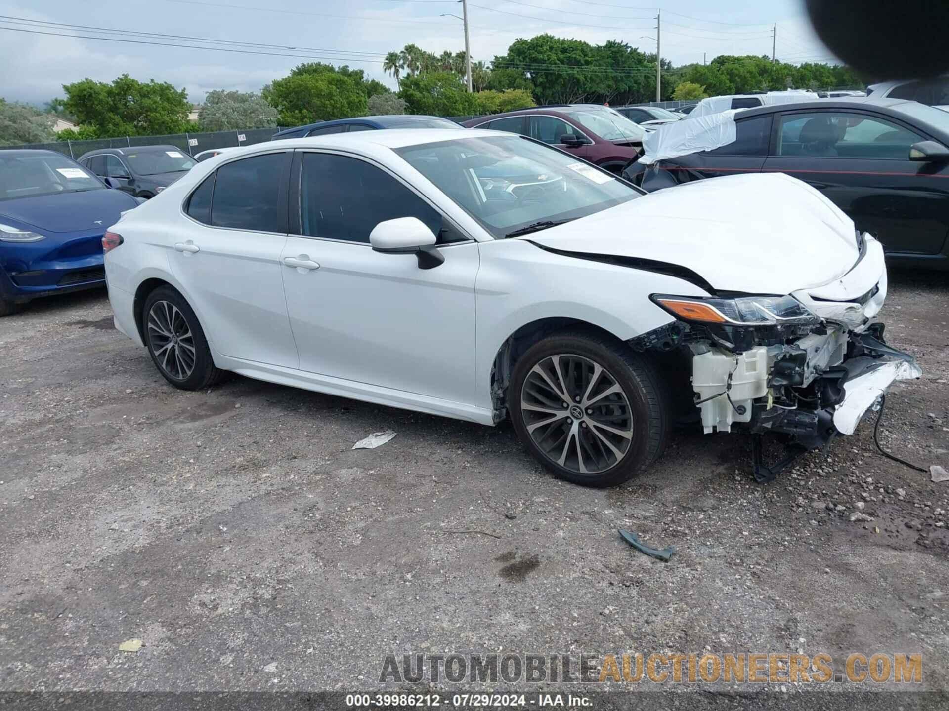 4T1B11HK3KU803832 TOYOTA CAMRY 2019