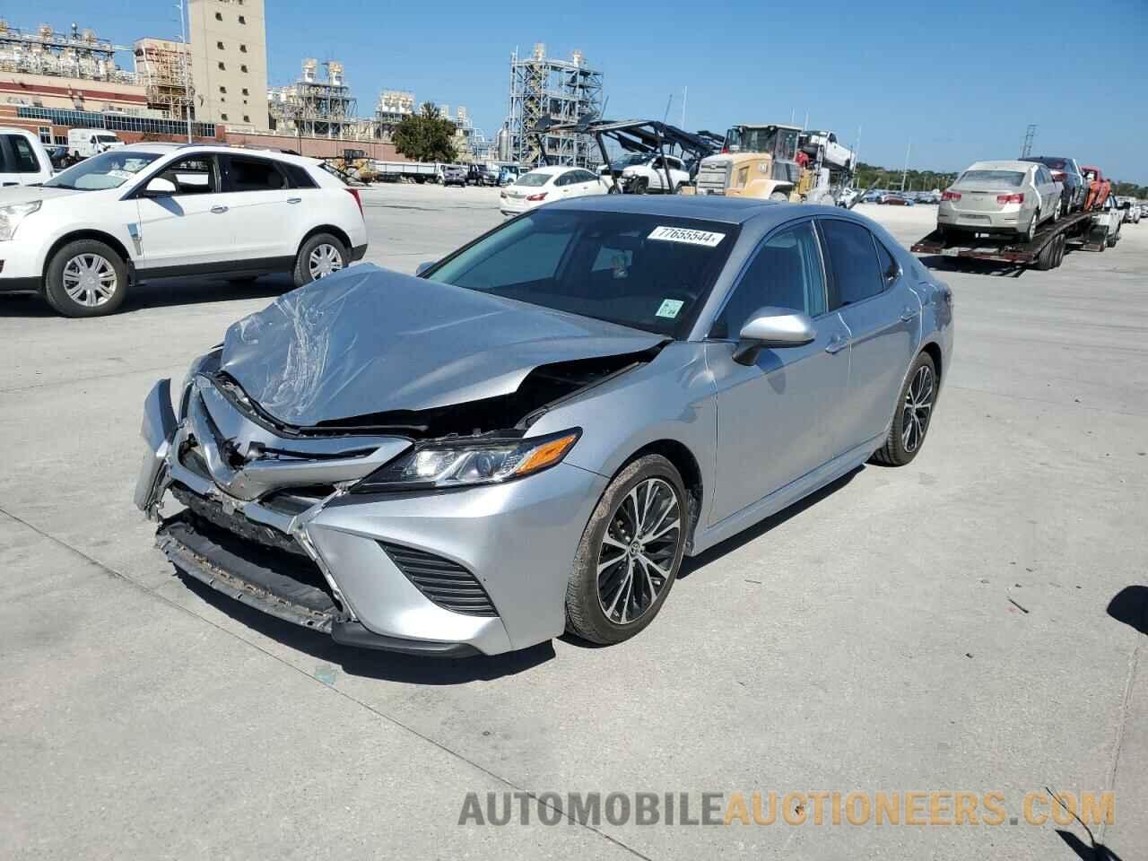 4T1B11HK3KU807301 TOYOTA CAMRY 2019