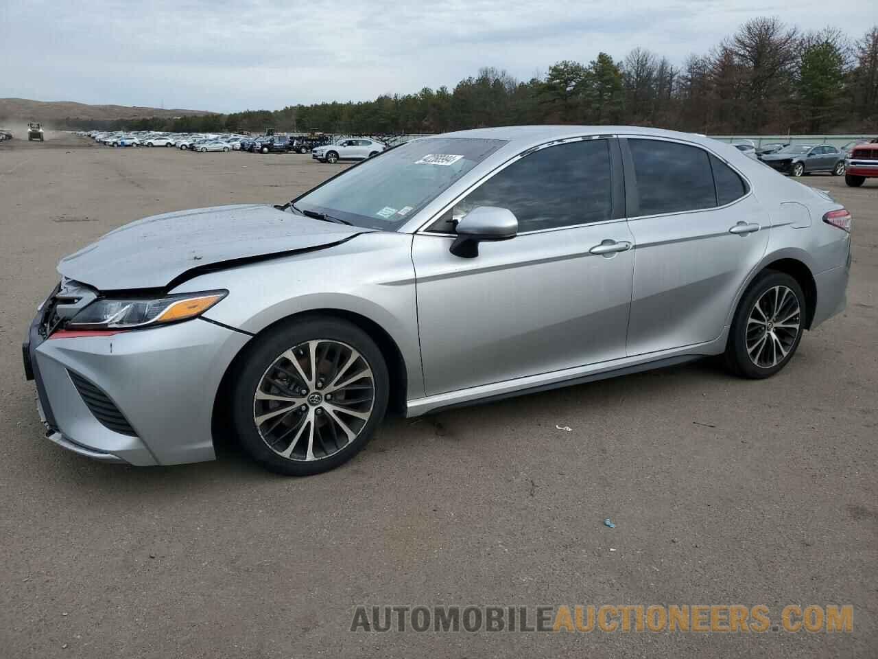 4T1B11HK3KU807864 TOYOTA CAMRY 2019