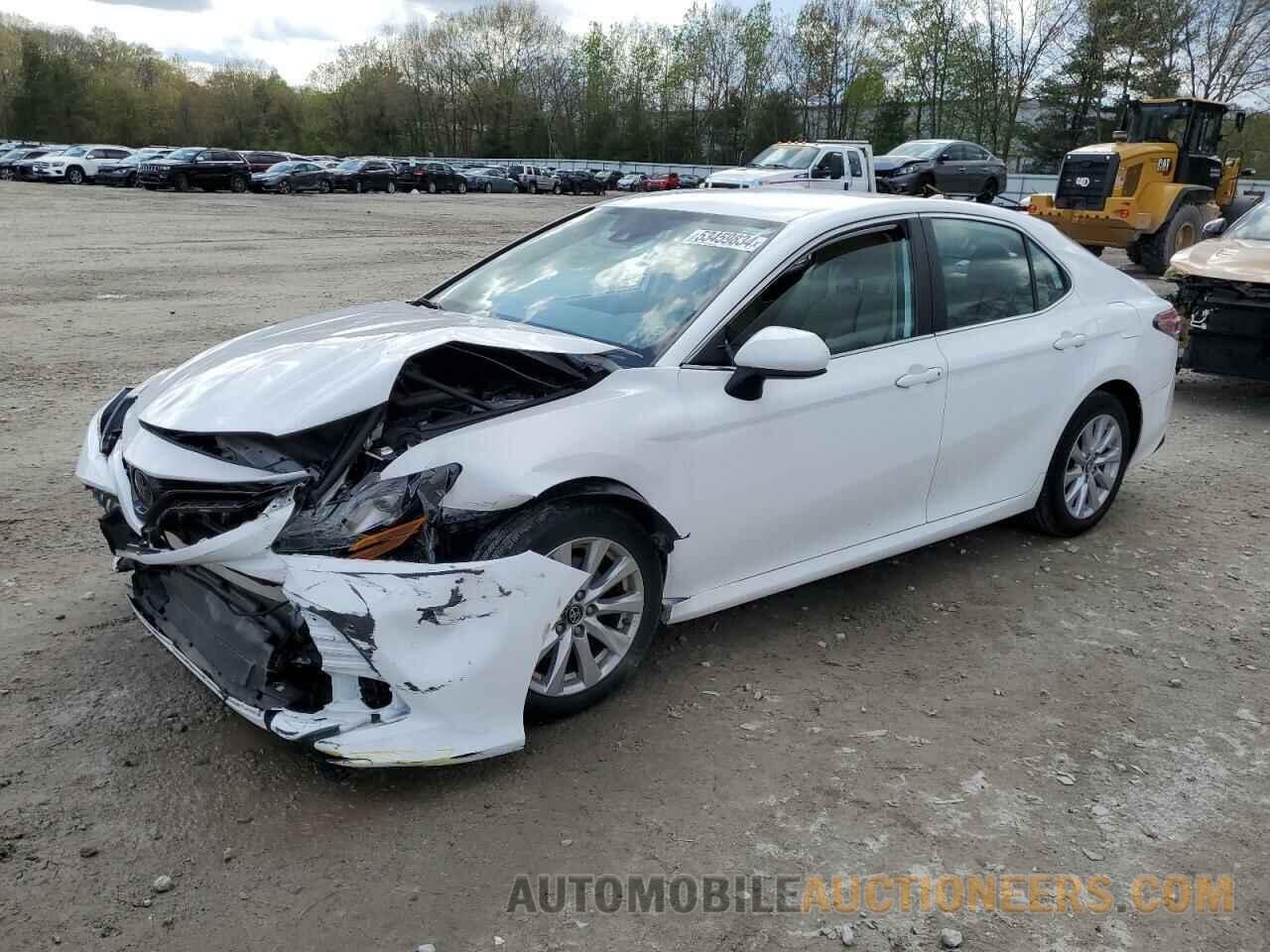 4T1B11HK3KU823675 TOYOTA CAMRY 2019