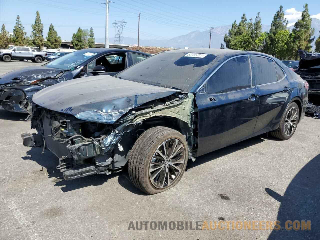 4T1B11HK3KU824826 TOYOTA CAMRY 2019