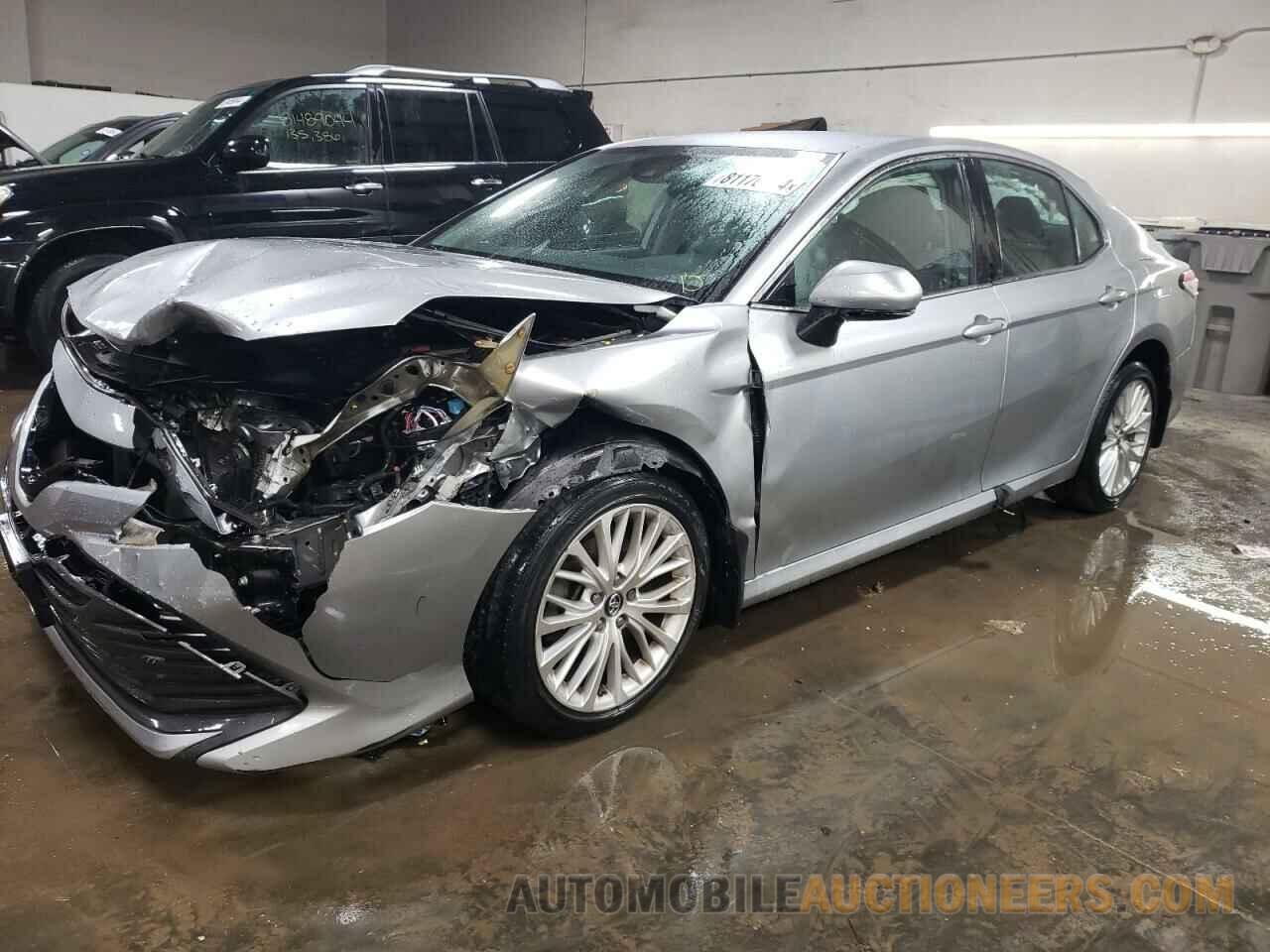 4T1B11HK3KU826043 TOYOTA CAMRY 2019