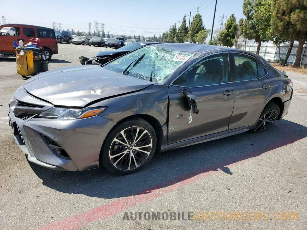 4T1B11HK3KU826995 TOYOTA CAMRY 2019