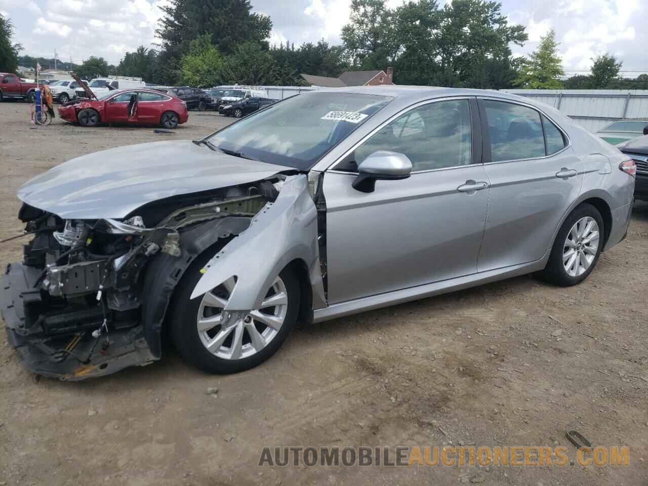 4T1B11HK3KU828889 TOYOTA CAMRY 2019