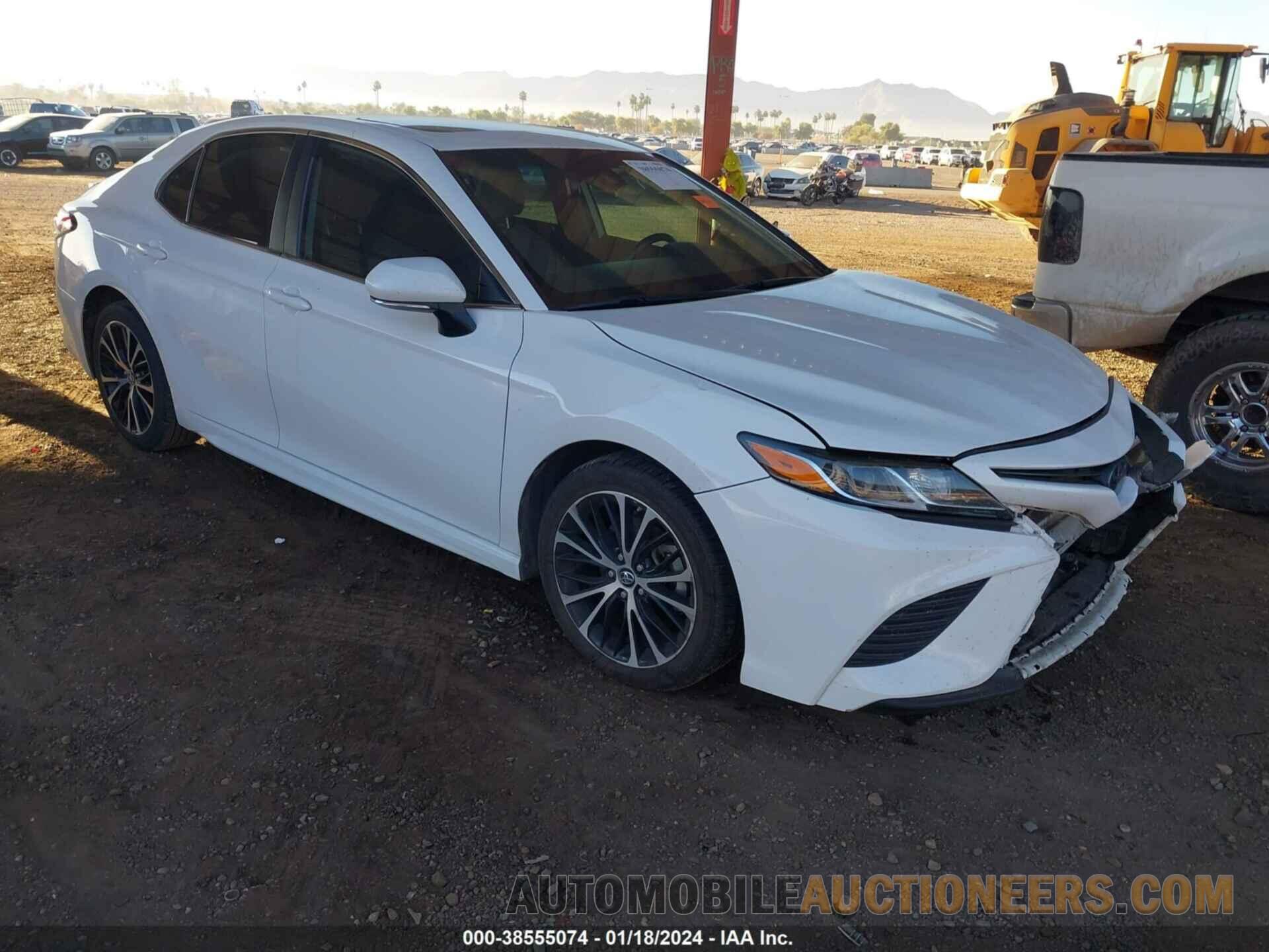 4T1B11HK3KU831453 TOYOTA CAMRY 2019