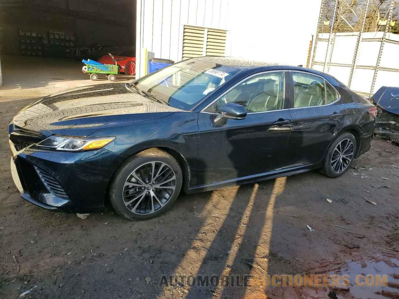 4T1B11HK3KU837642 TOYOTA CAMRY 2019