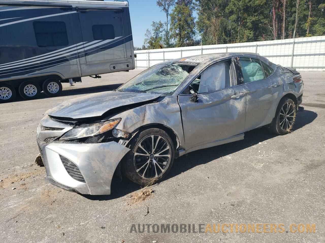 4T1B11HK3KU840332 TOYOTA CAMRY 2019