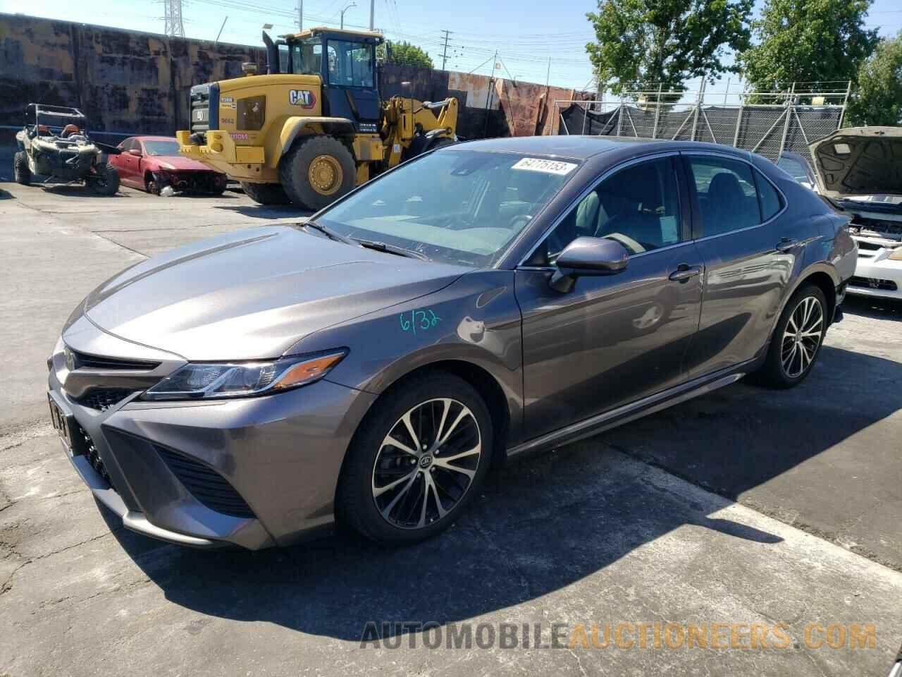 4T1B11HK3KU853677 TOYOTA CAMRY 2019