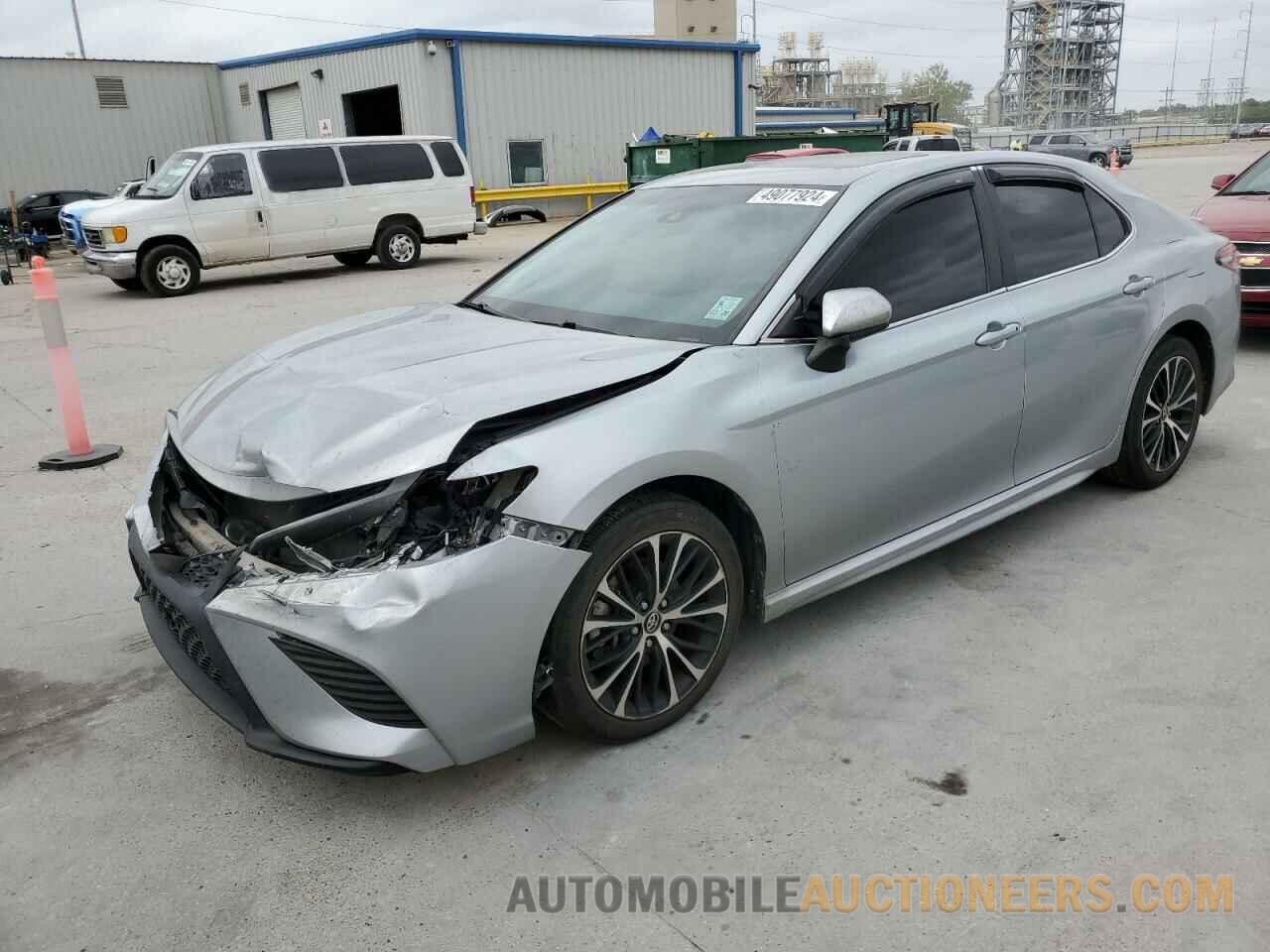 4T1B11HK4JU002521 TOYOTA CAMRY 2018