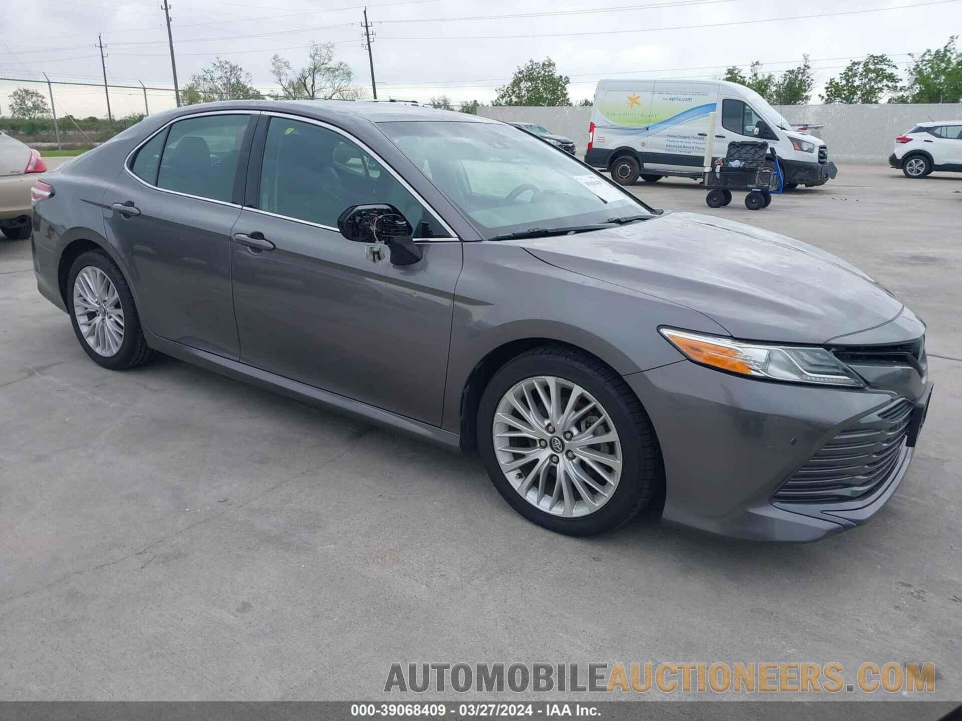 4T1B11HK4JU004558 TOYOTA CAMRY 2018