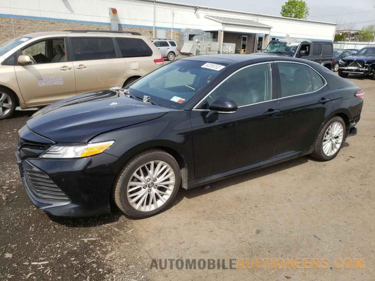 4T1B11HK4JU007914 TOYOTA CAMRY 2018