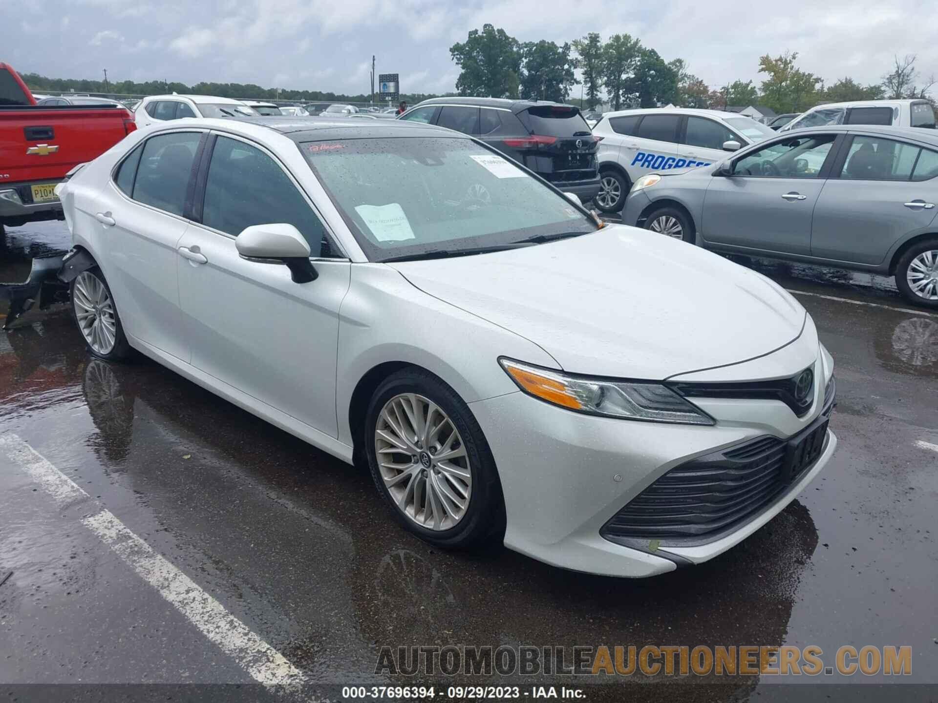 4T1B11HK4JU008870 TOYOTA CAMRY 2018