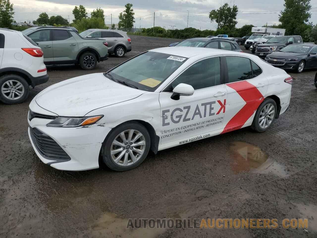 4T1B11HK4JU028598 TOYOTA CAMRY 2018