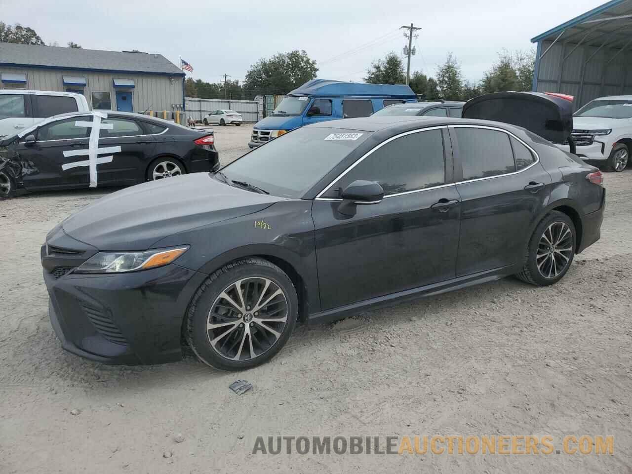 4T1B11HK4JU033865 TOYOTA CAMRY 2018