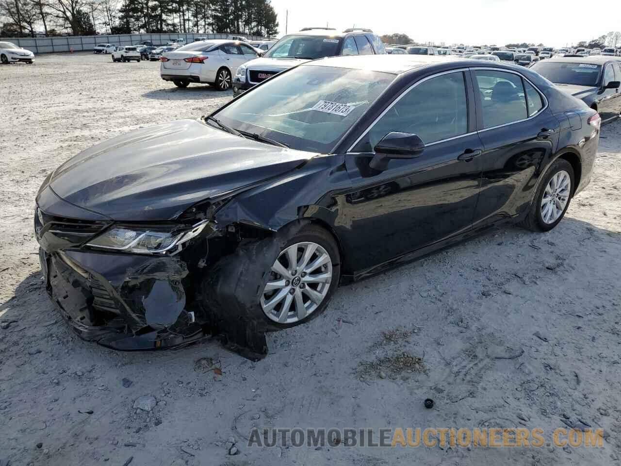 4T1B11HK4JU054764 TOYOTA CAMRY 2018