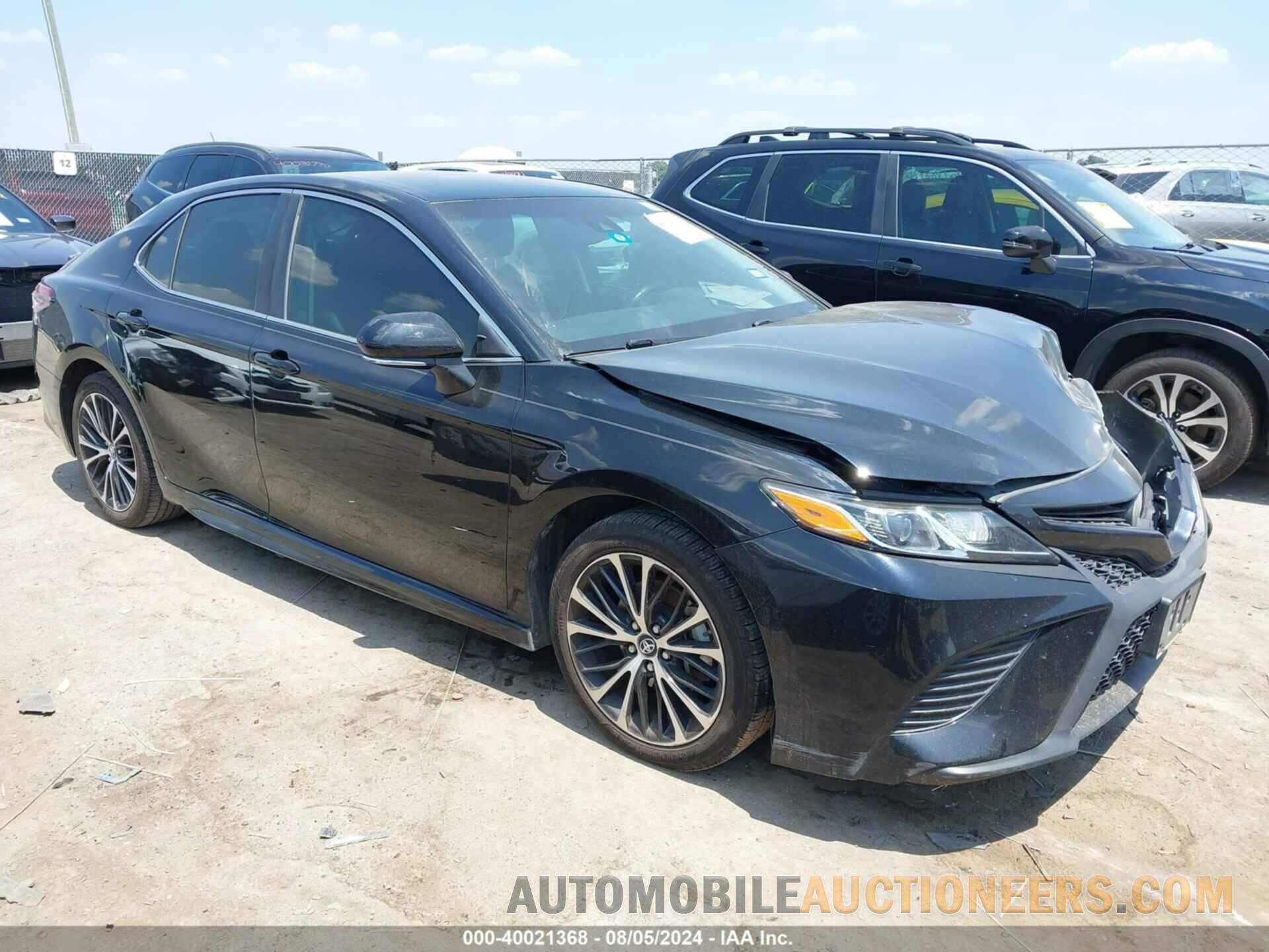 4T1B11HK4JU058085 TOYOTA CAMRY 2018