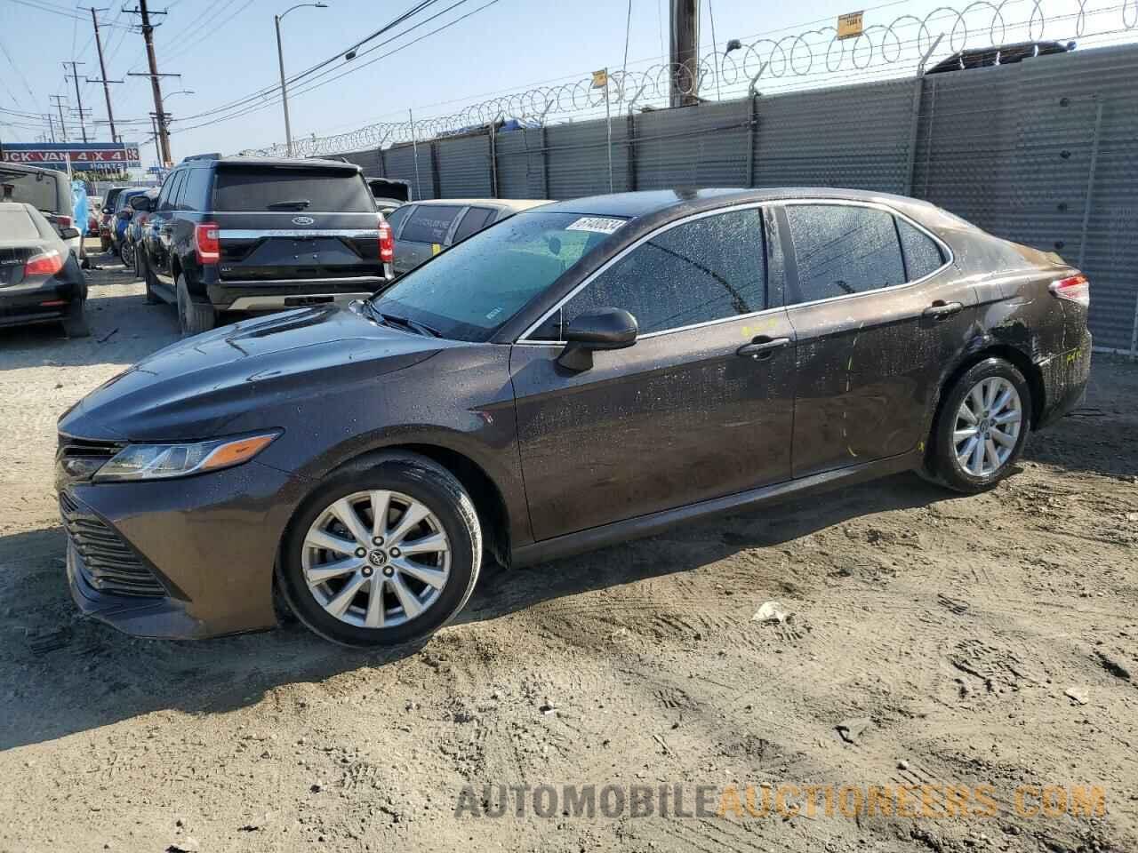 4T1B11HK4JU059947 TOYOTA CAMRY 2018