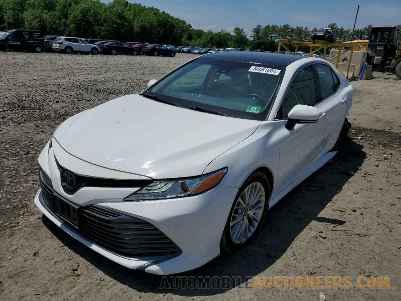 4T1B11HK4JU062489 TOYOTA CAMRY 2018