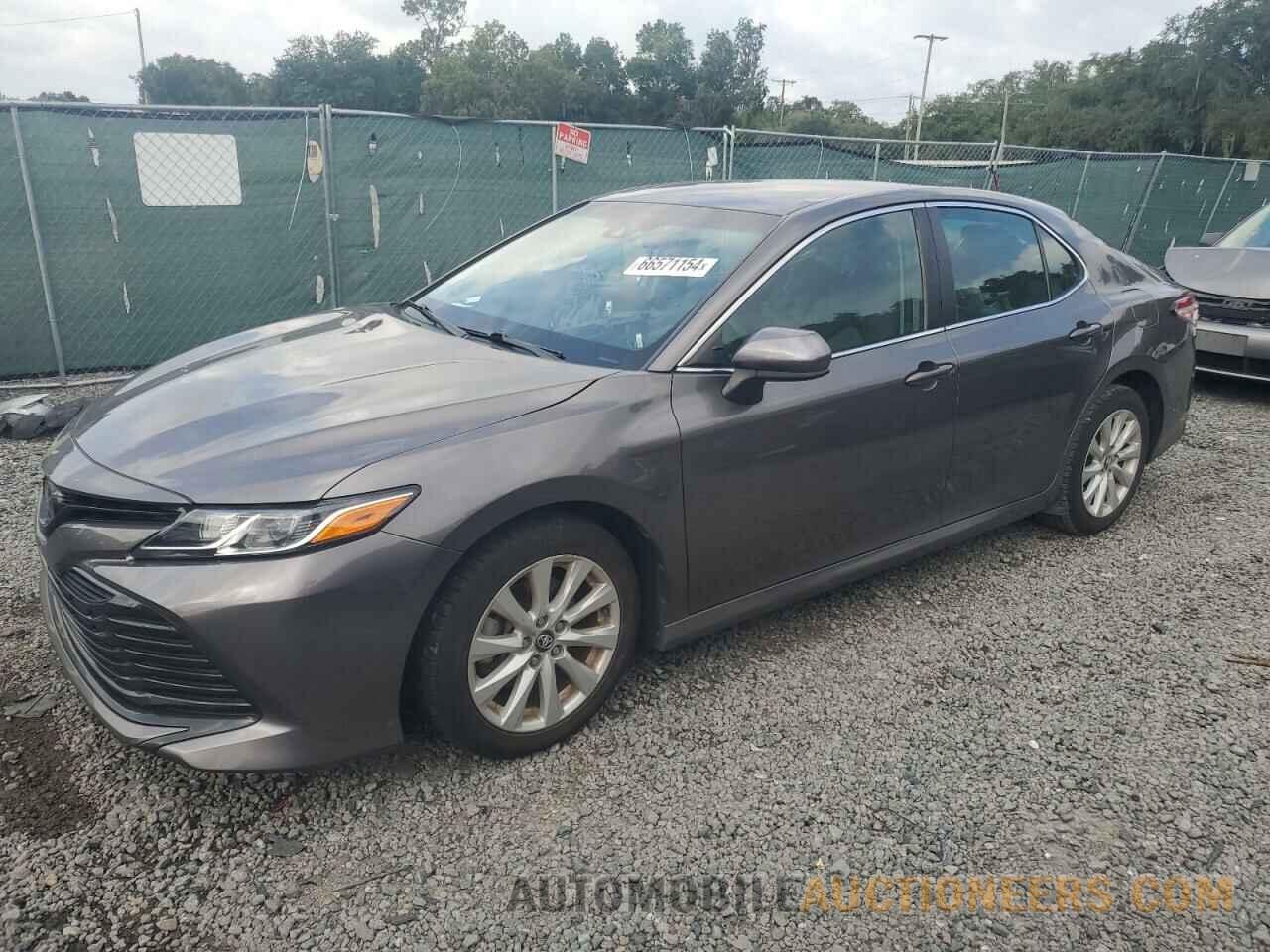 4T1B11HK4JU064842 TOYOTA CAMRY 2018