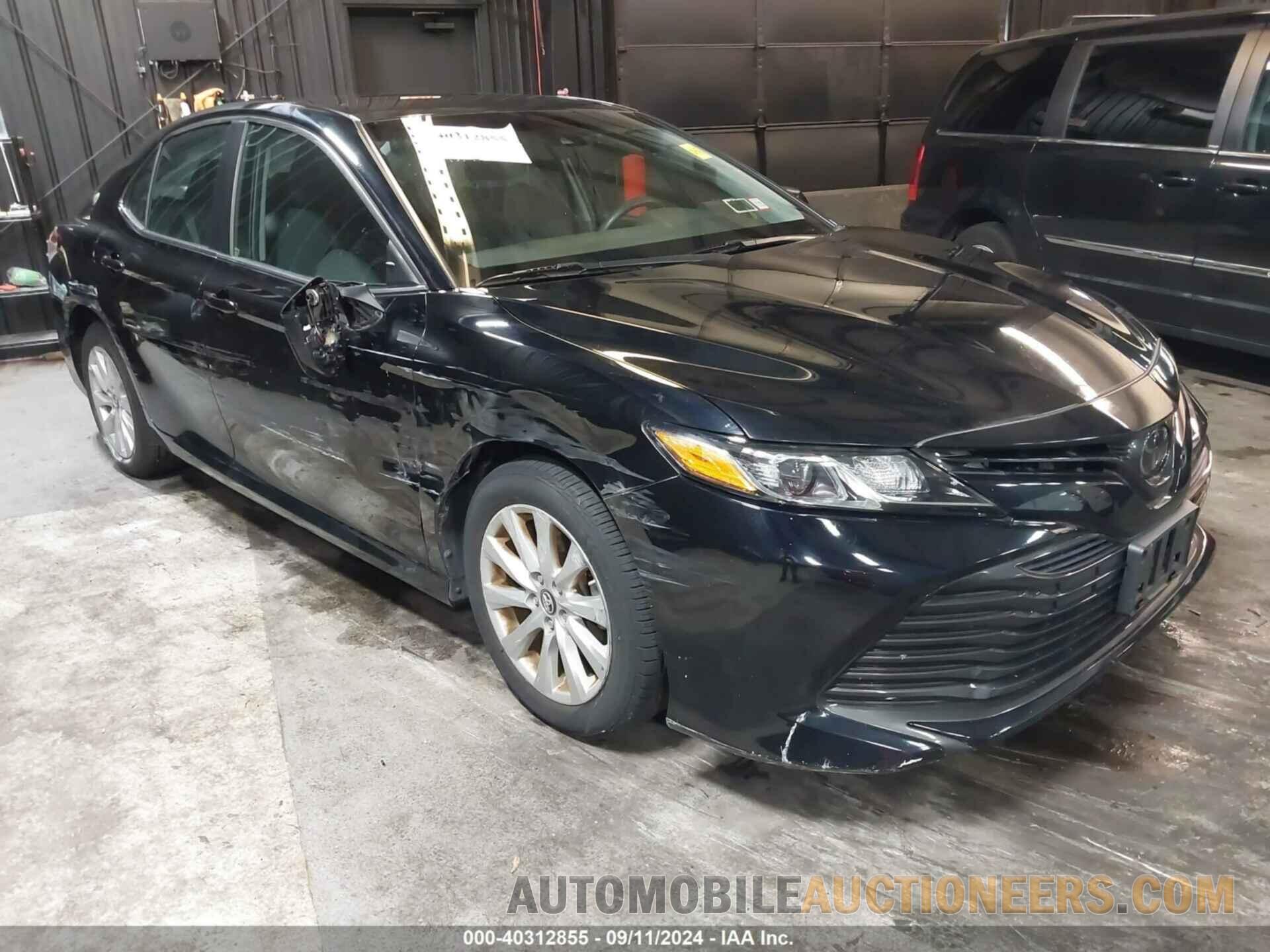 4T1B11HK4JU084234 TOYOTA CAMRY 2018