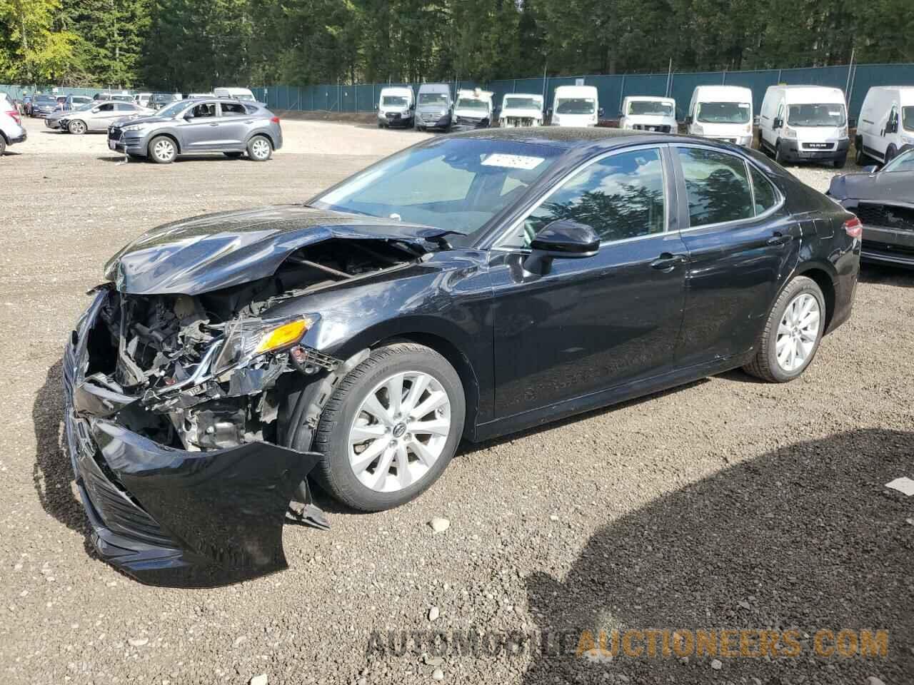 4T1B11HK4JU085271 TOYOTA CAMRY 2018