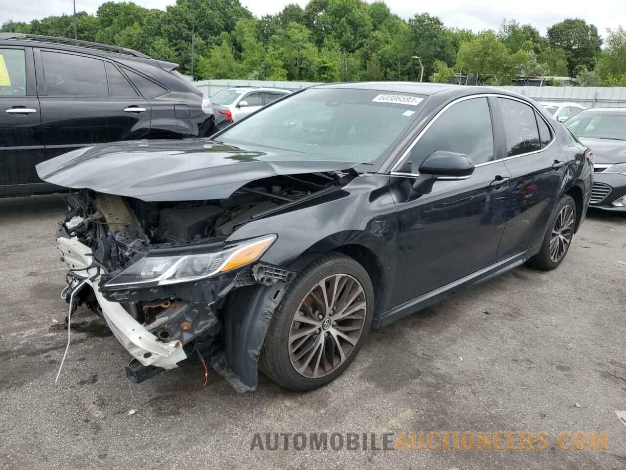 4T1B11HK4JU088638 TOYOTA CAMRY 2018