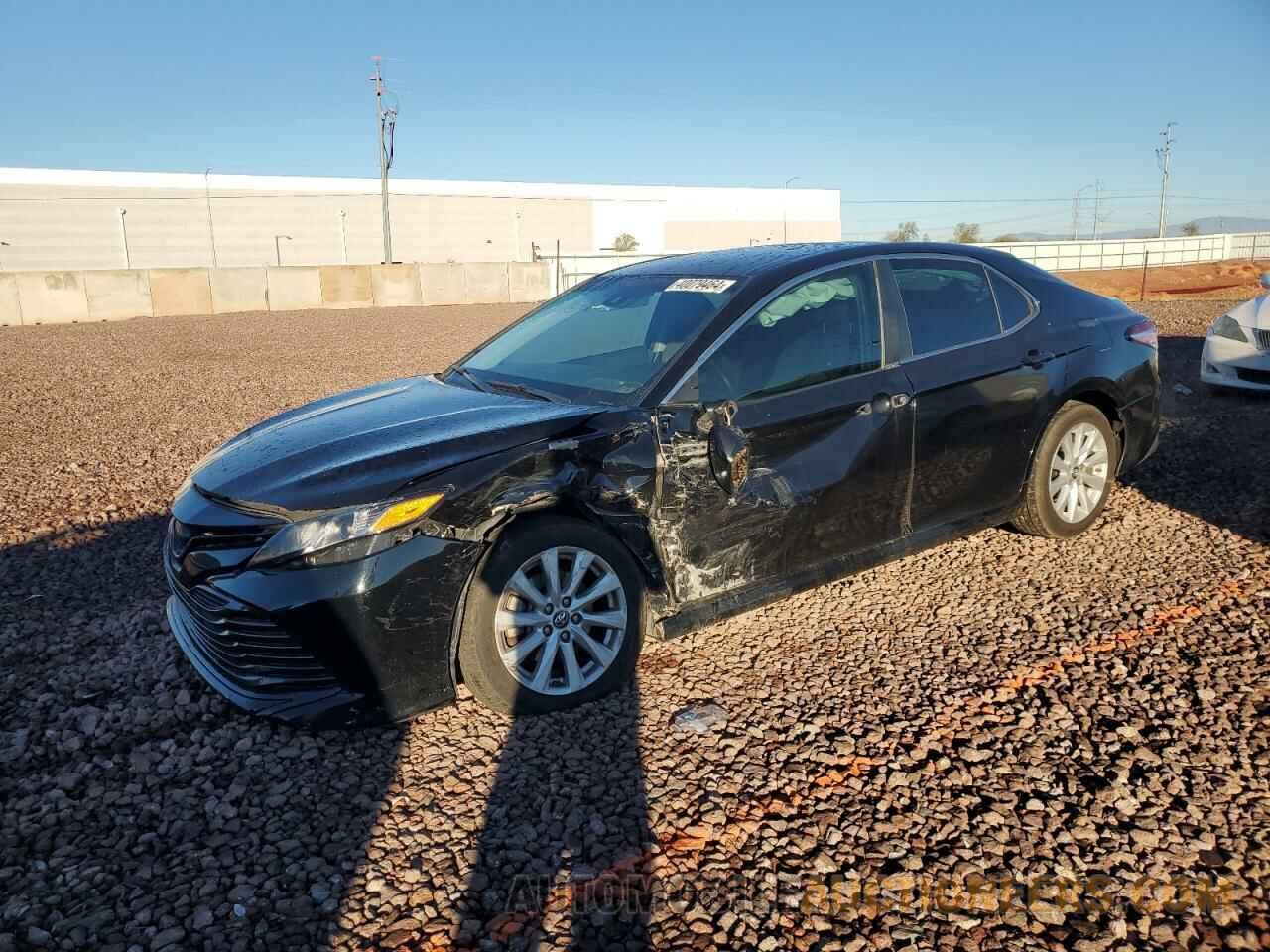 4T1B11HK4JU093421 TOYOTA CAMRY 2018