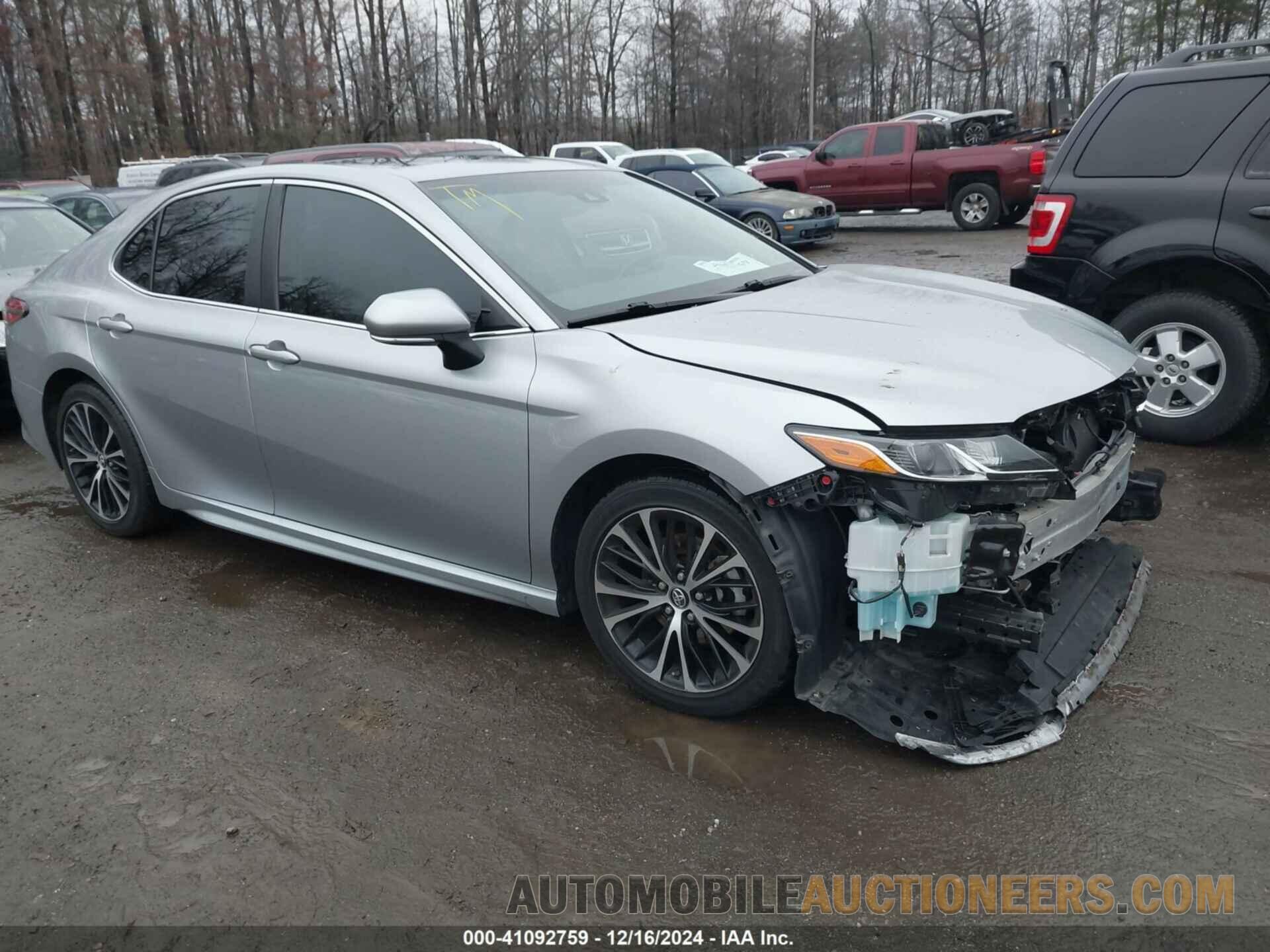 4T1B11HK4JU095220 TOYOTA CAMRY 2018