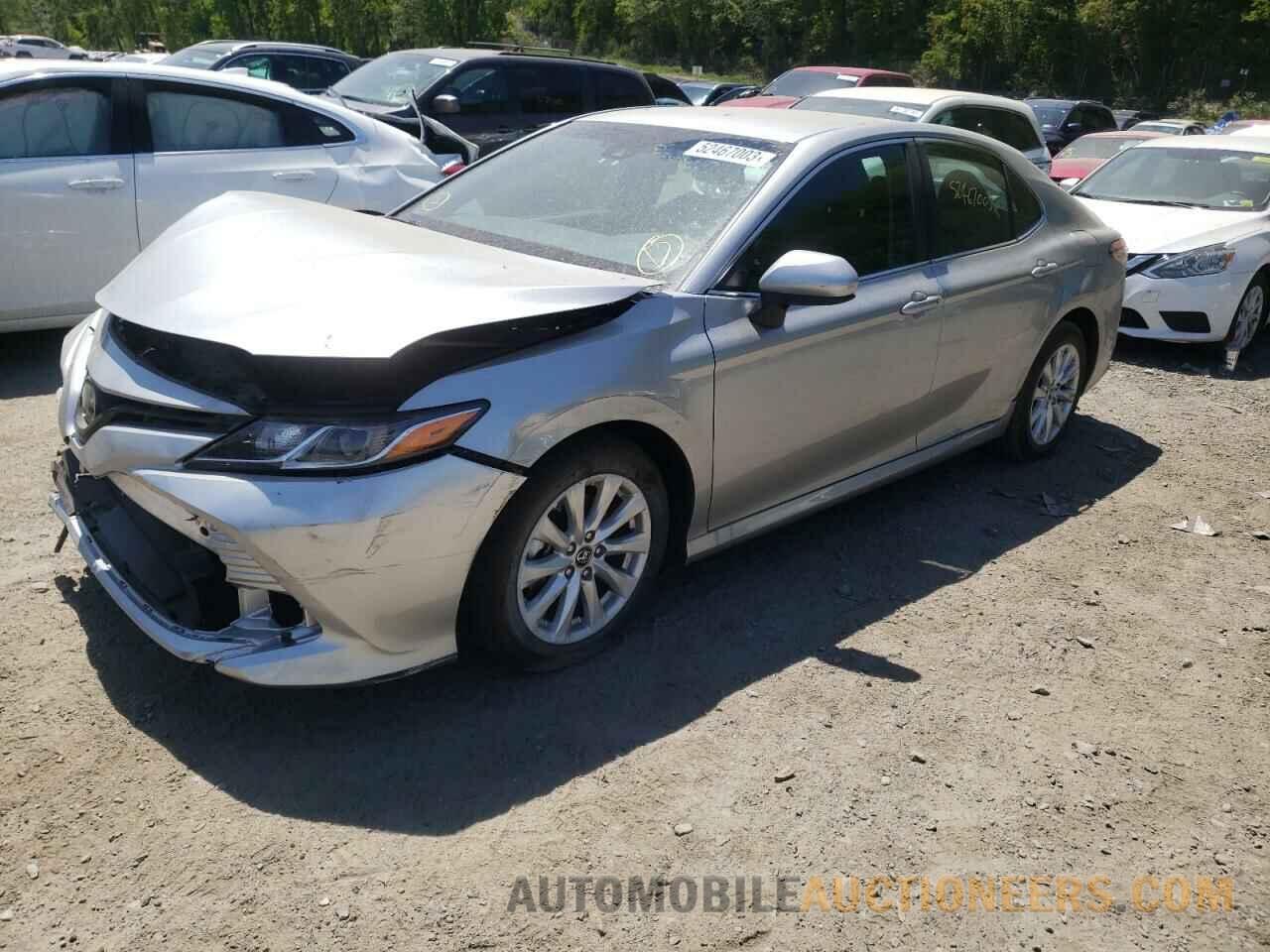 4T1B11HK4JU095606 TOYOTA CAMRY 2018