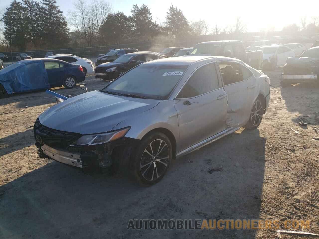 4T1B11HK4JU098912 TOYOTA CAMRY 2018