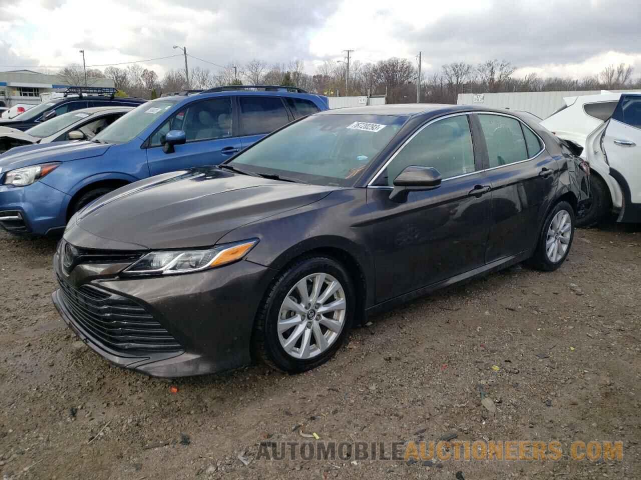 4T1B11HK4JU099736 TOYOTA CAMRY 2018