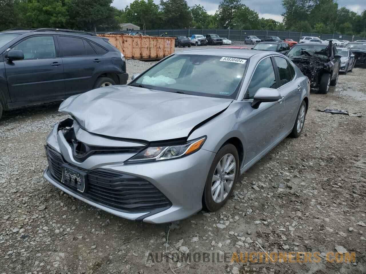 4T1B11HK4JU100447 TOYOTA CAMRY 2018