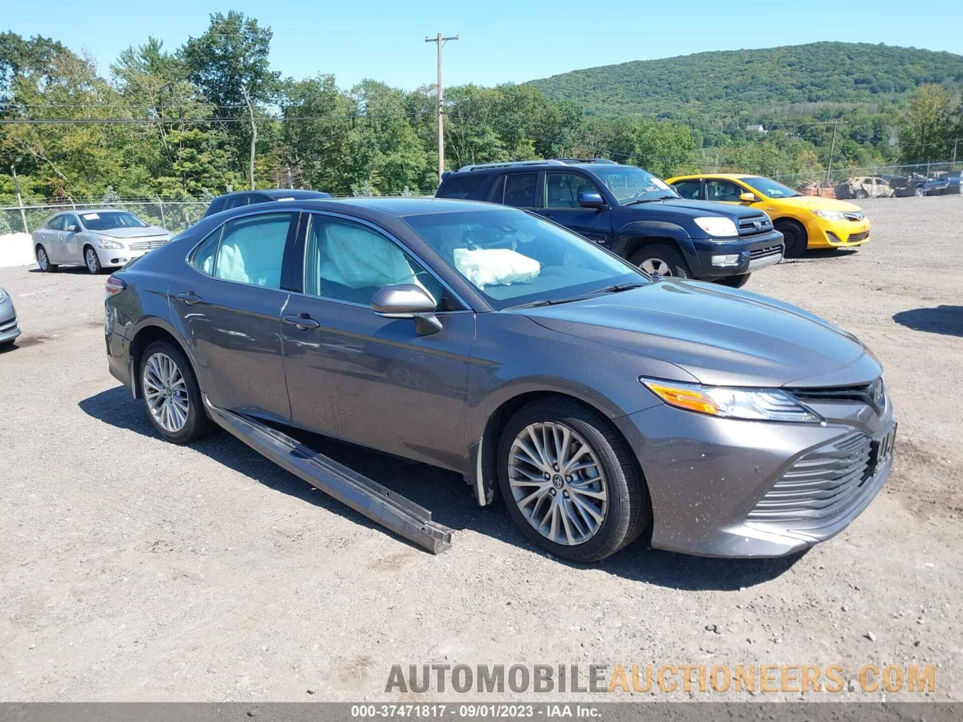 4T1B11HK4JU123730 TOYOTA CAMRY 2018