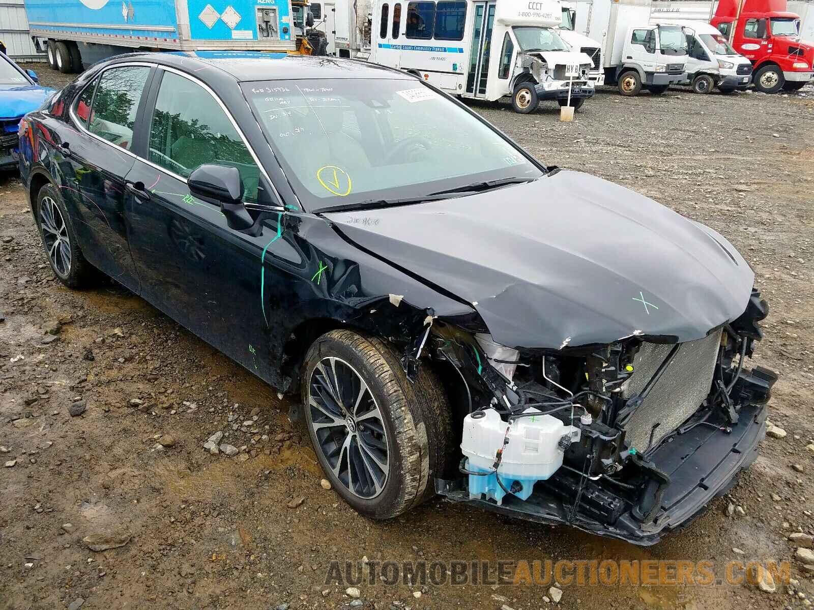 4T1B11HK4JU138907 TOYOTA CAMRY 2018