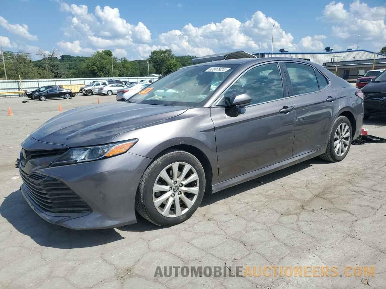 4T1B11HK4JU140804 TOYOTA CAMRY 2018