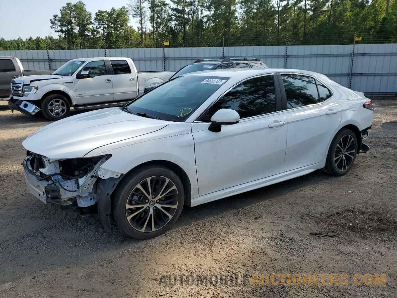 4T1B11HK4JU146439 TOYOTA CAMRY 2018