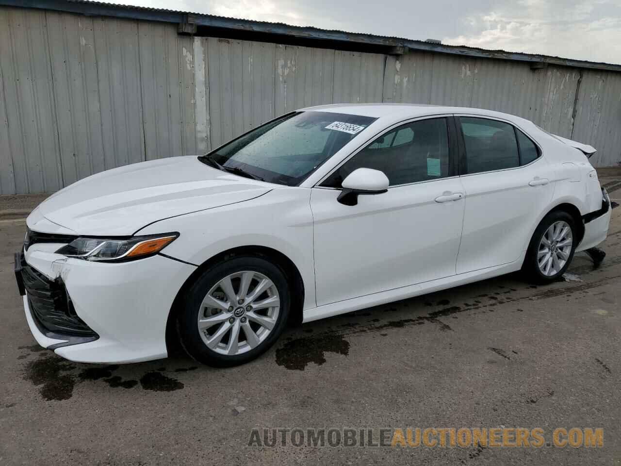 4T1B11HK4JU147140 TOYOTA CAMRY 2018