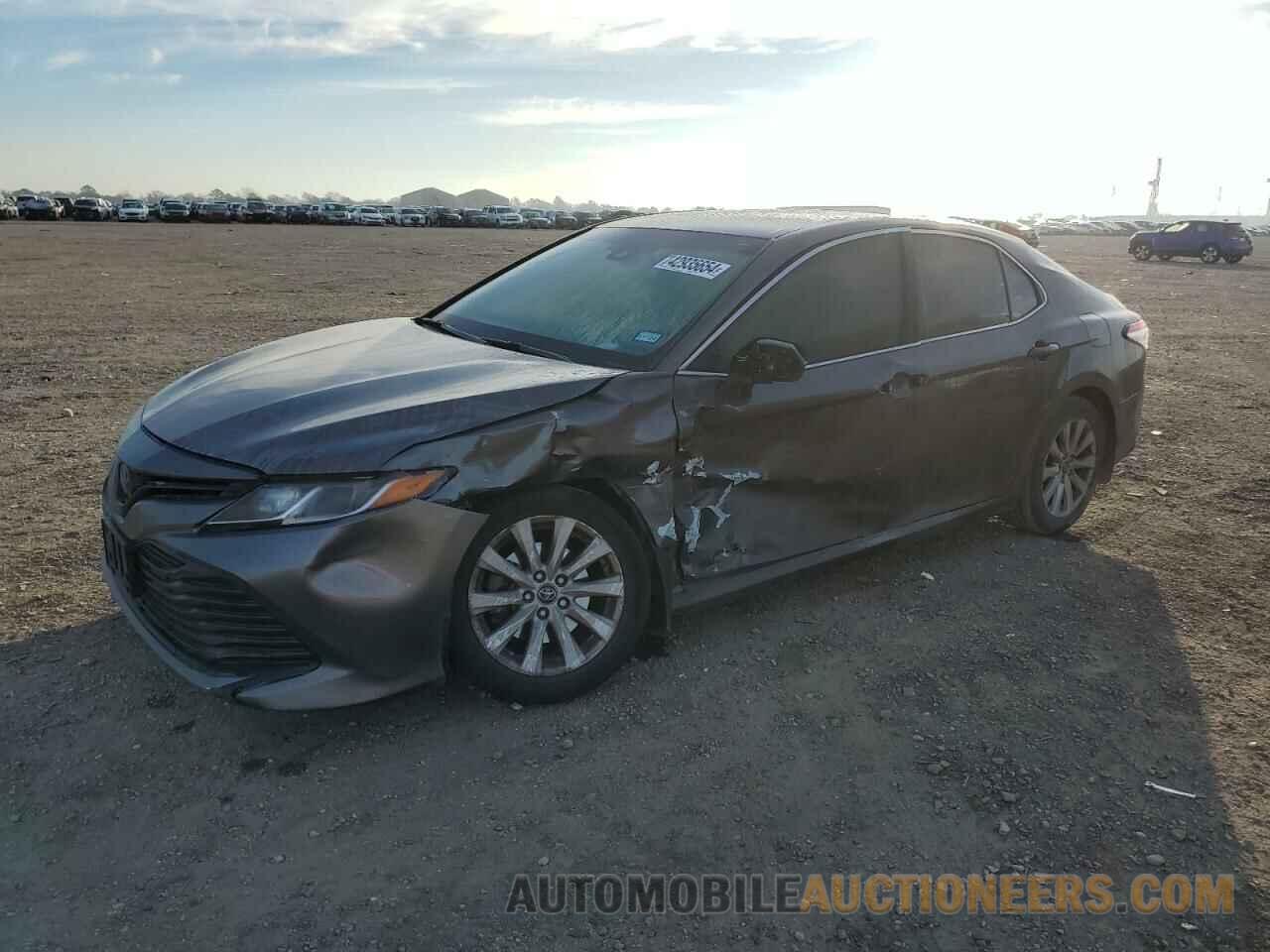 4T1B11HK4JU151303 TOYOTA CAMRY 2018