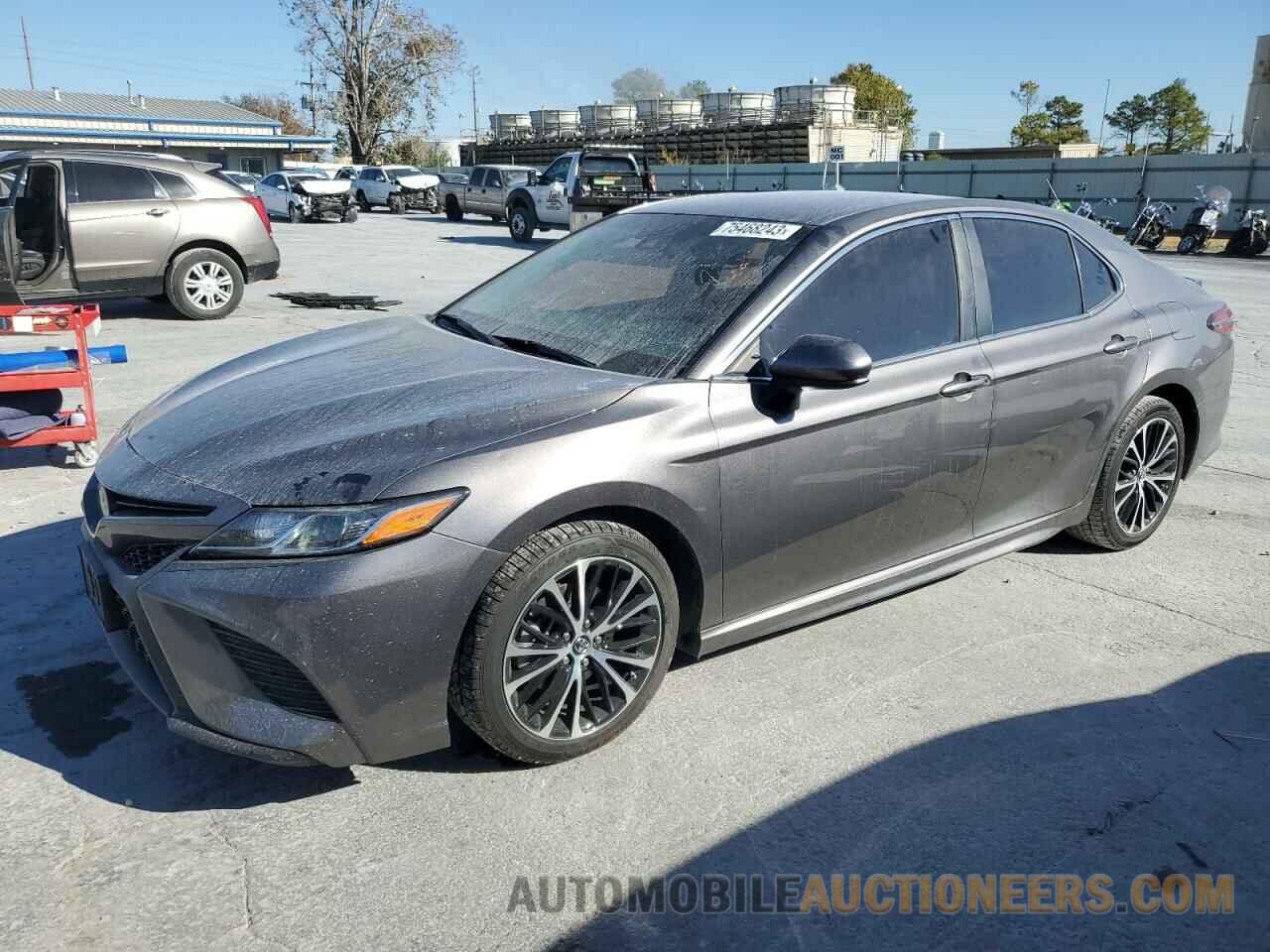 4T1B11HK4JU153861 TOYOTA CAMRY 2018