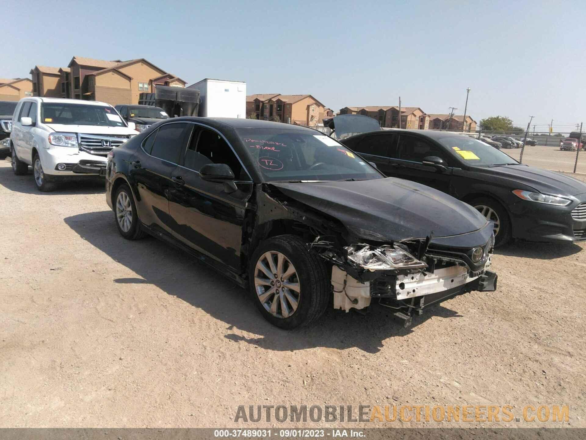 4T1B11HK4JU503974 TOYOTA CAMRY 2018