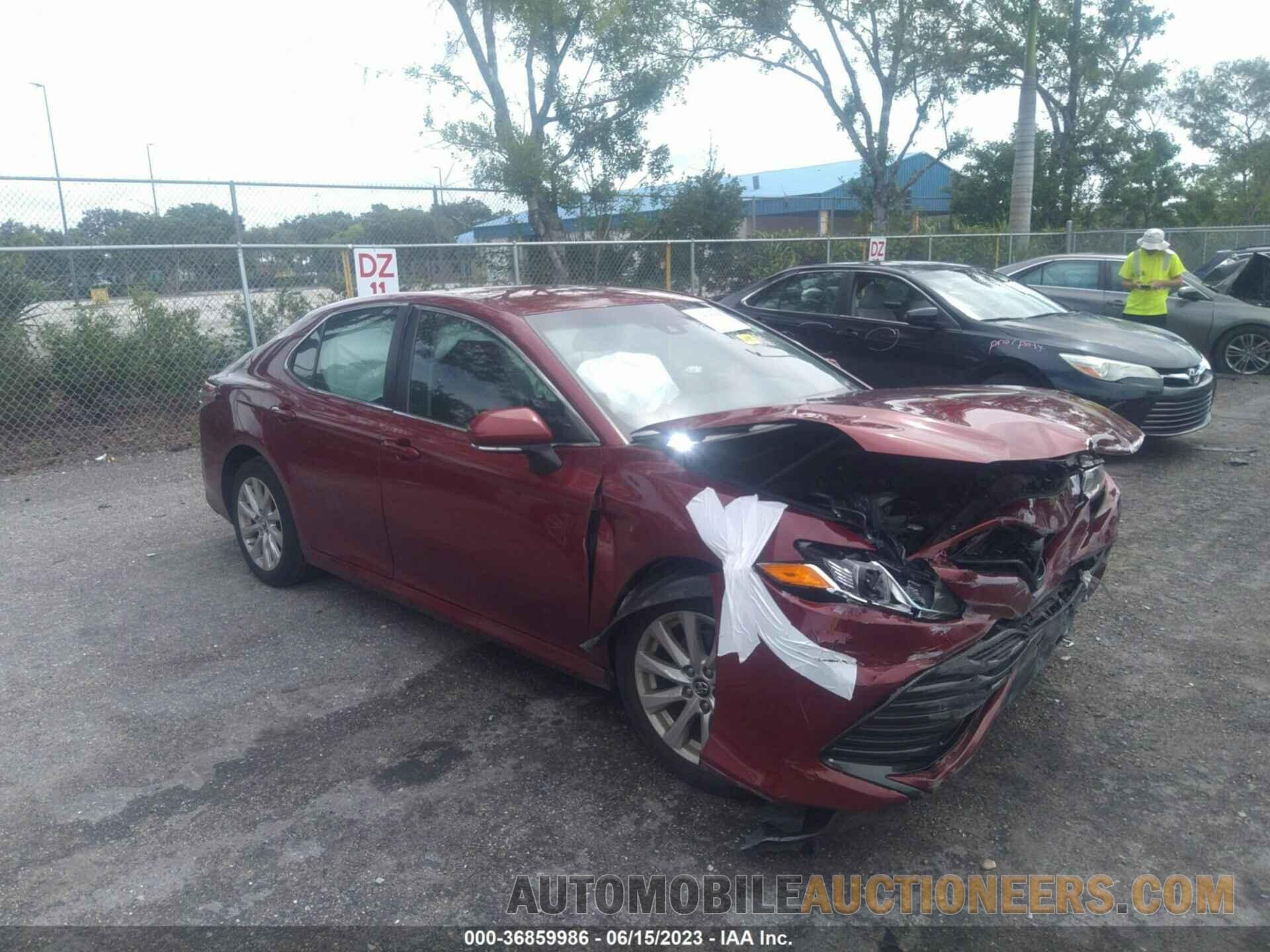 4T1B11HK4JU508365 TOYOTA CAMRY 2018