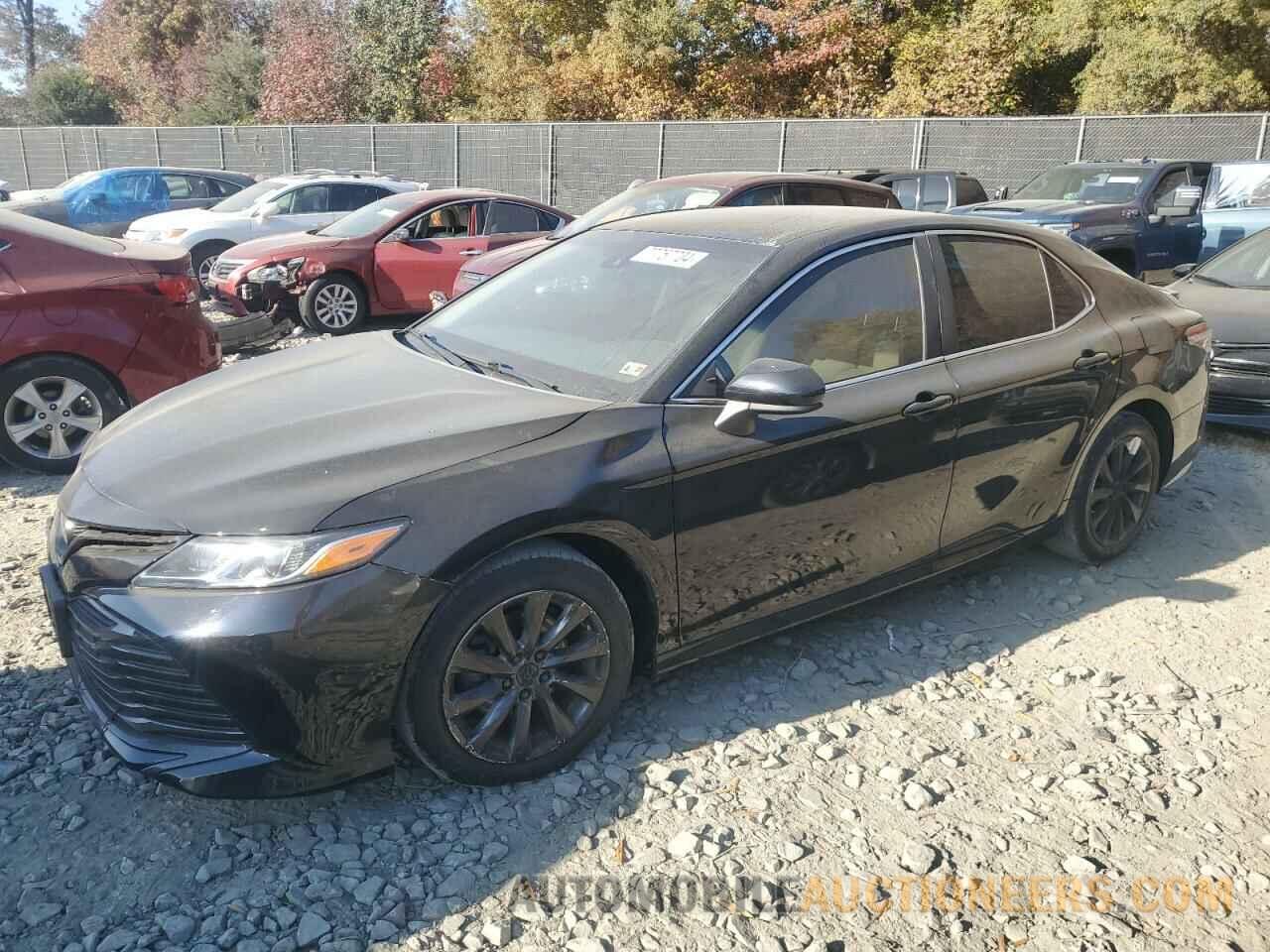 4T1B11HK4JU514165 TOYOTA CAMRY 2018