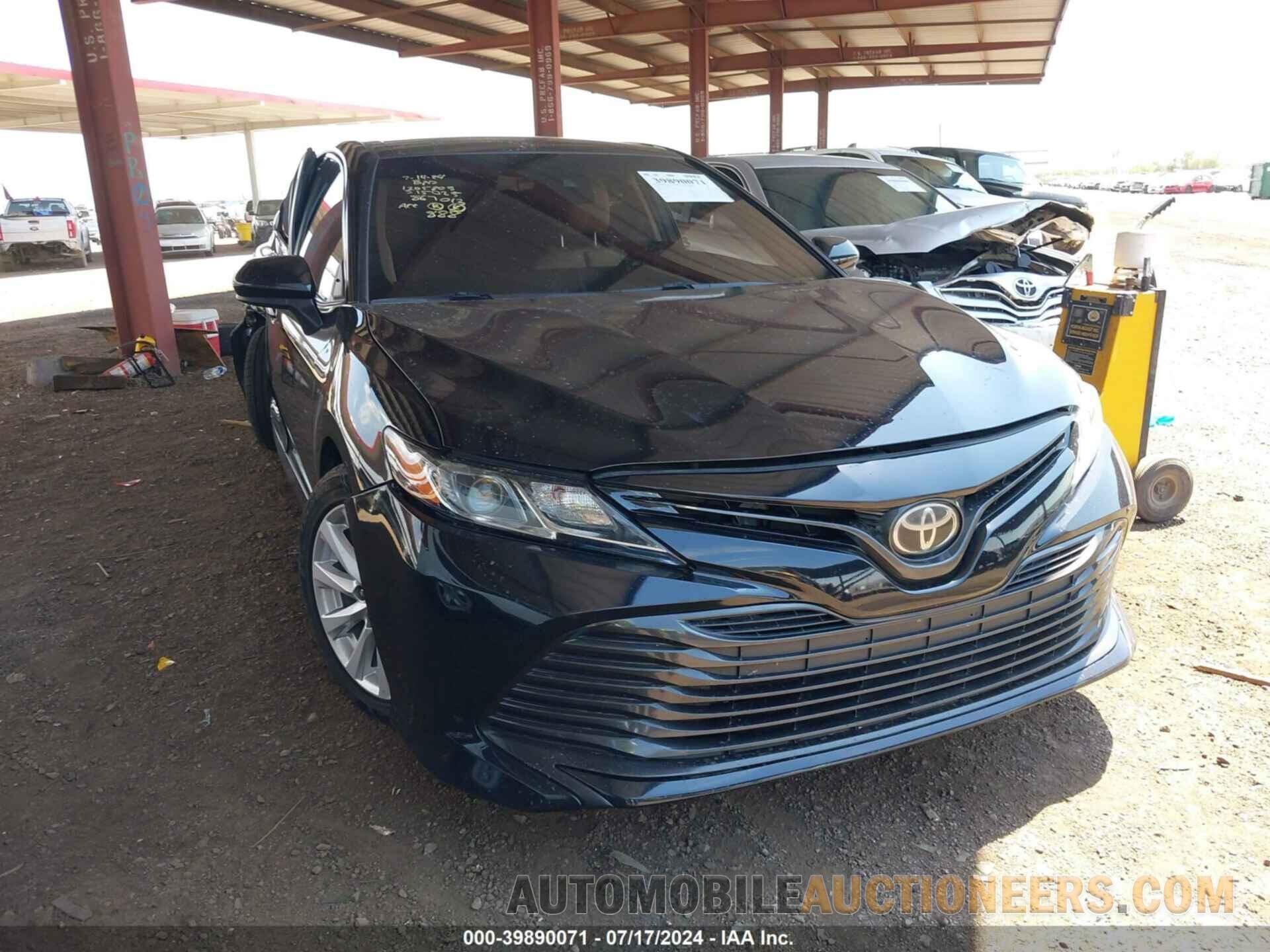 4T1B11HK4JU515025 TOYOTA CAMRY 2018