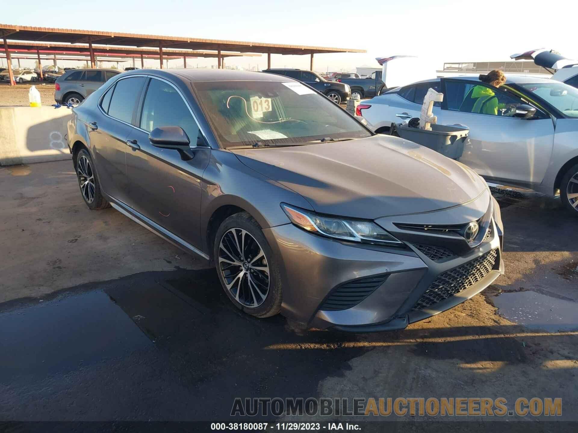 4T1B11HK4JU515770 TOYOTA CAMRY 2018