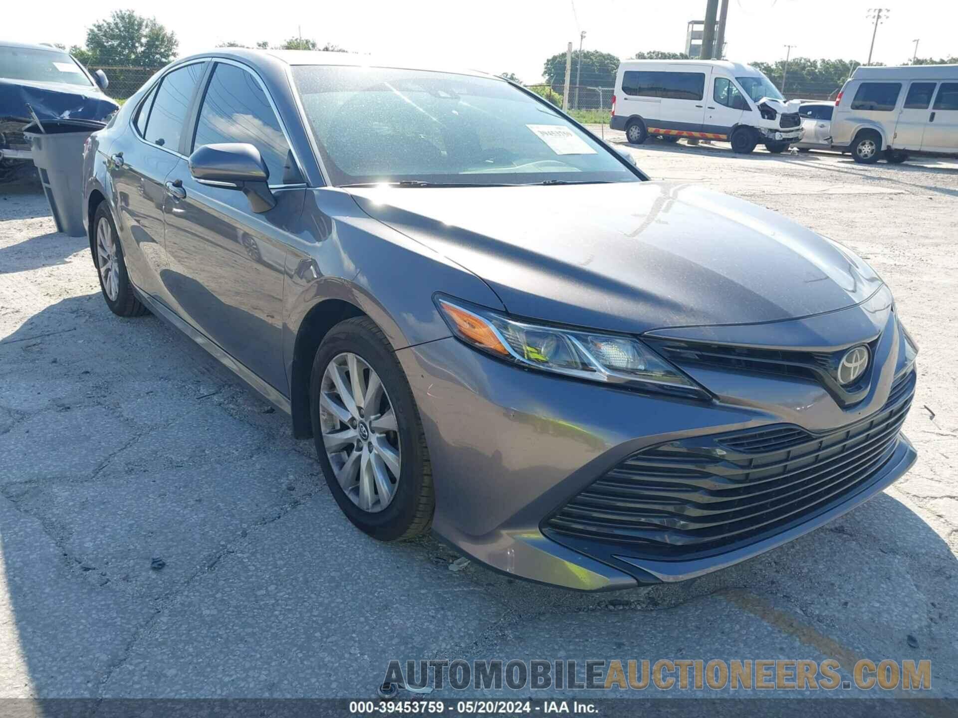 4T1B11HK4JU516790 TOYOTA CAMRY 2018