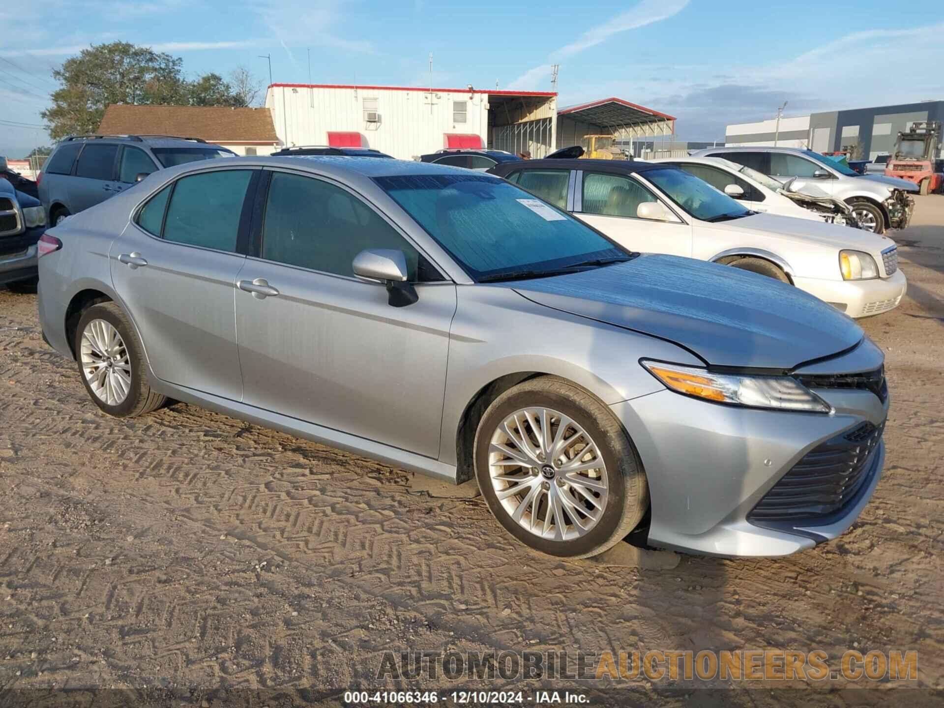 4T1B11HK4JU518409 TOYOTA CAMRY 2018